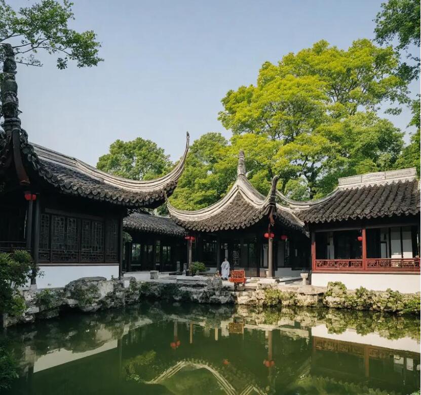 南华县翠芙土建有限公司